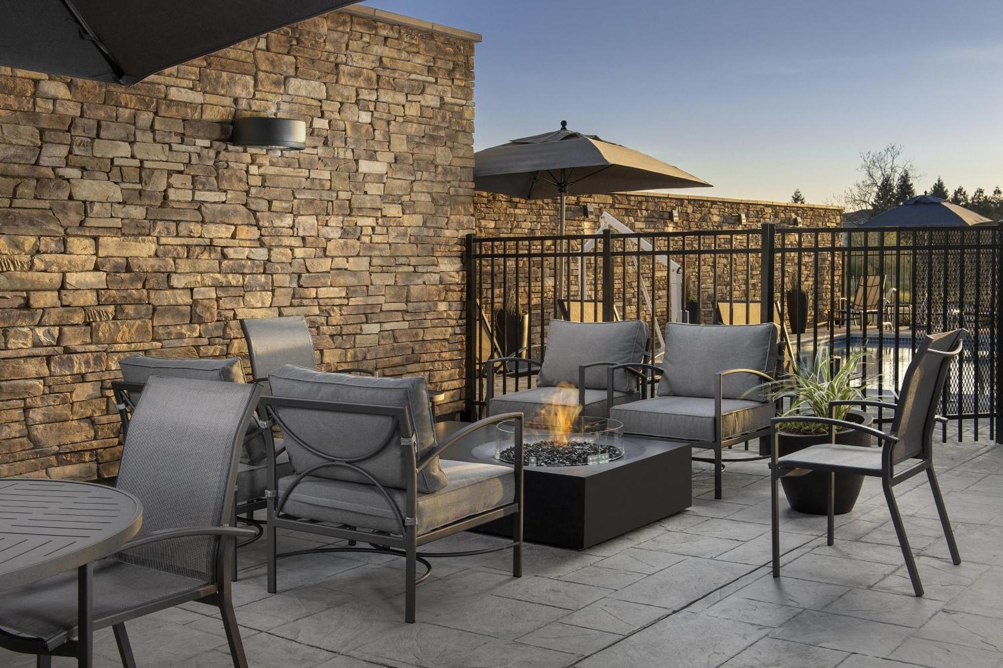 Fairfield Inn & Suites By Marriott Santa Rosa Rohnert Park Exteriér fotografie