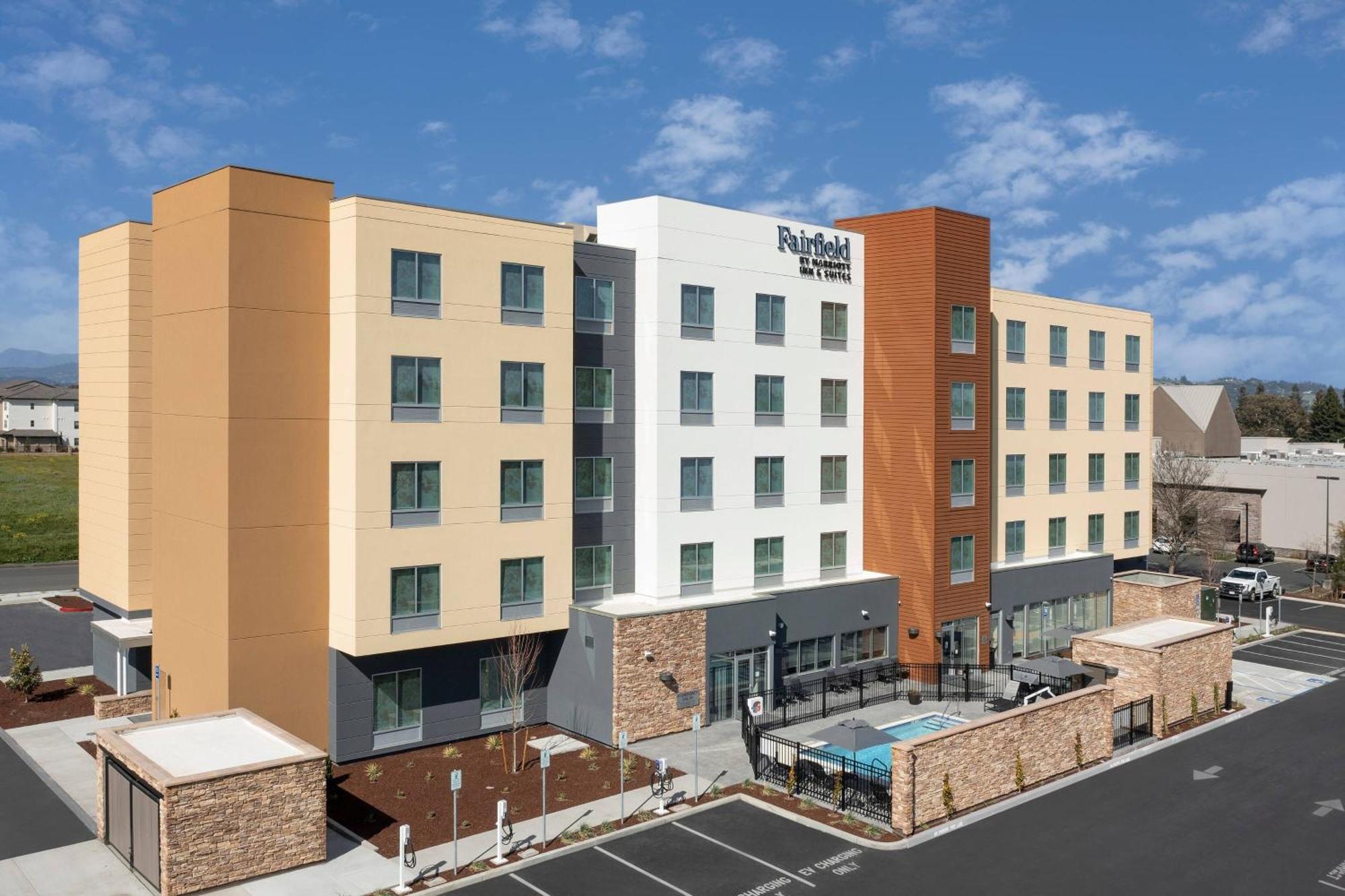 Fairfield Inn & Suites By Marriott Santa Rosa Rohnert Park Exteriér fotografie